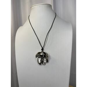 Fossil pendant necklace signed costume jewelry burnished silver tone flower